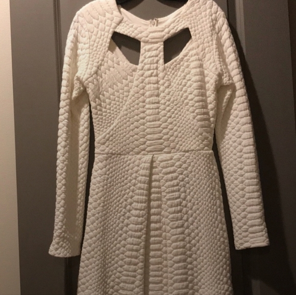 $620 Alexis Narelle python structured dress - Picture 4 of 5